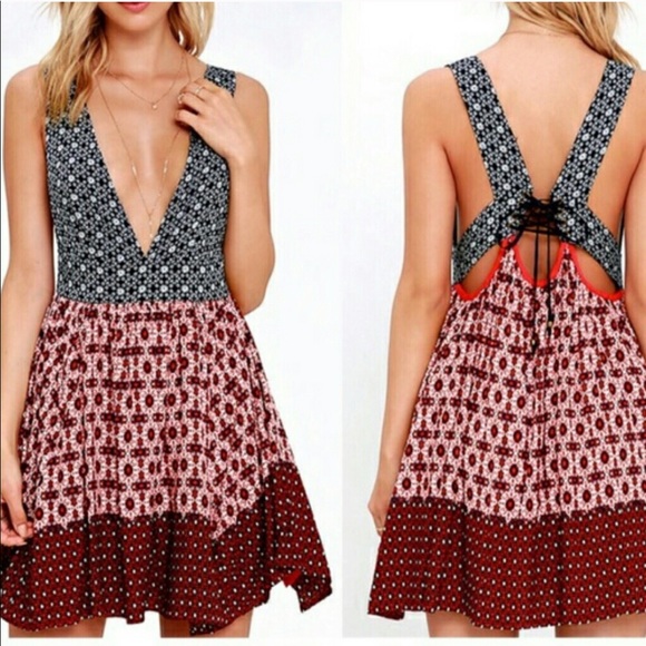 lulus la vie en rose dress